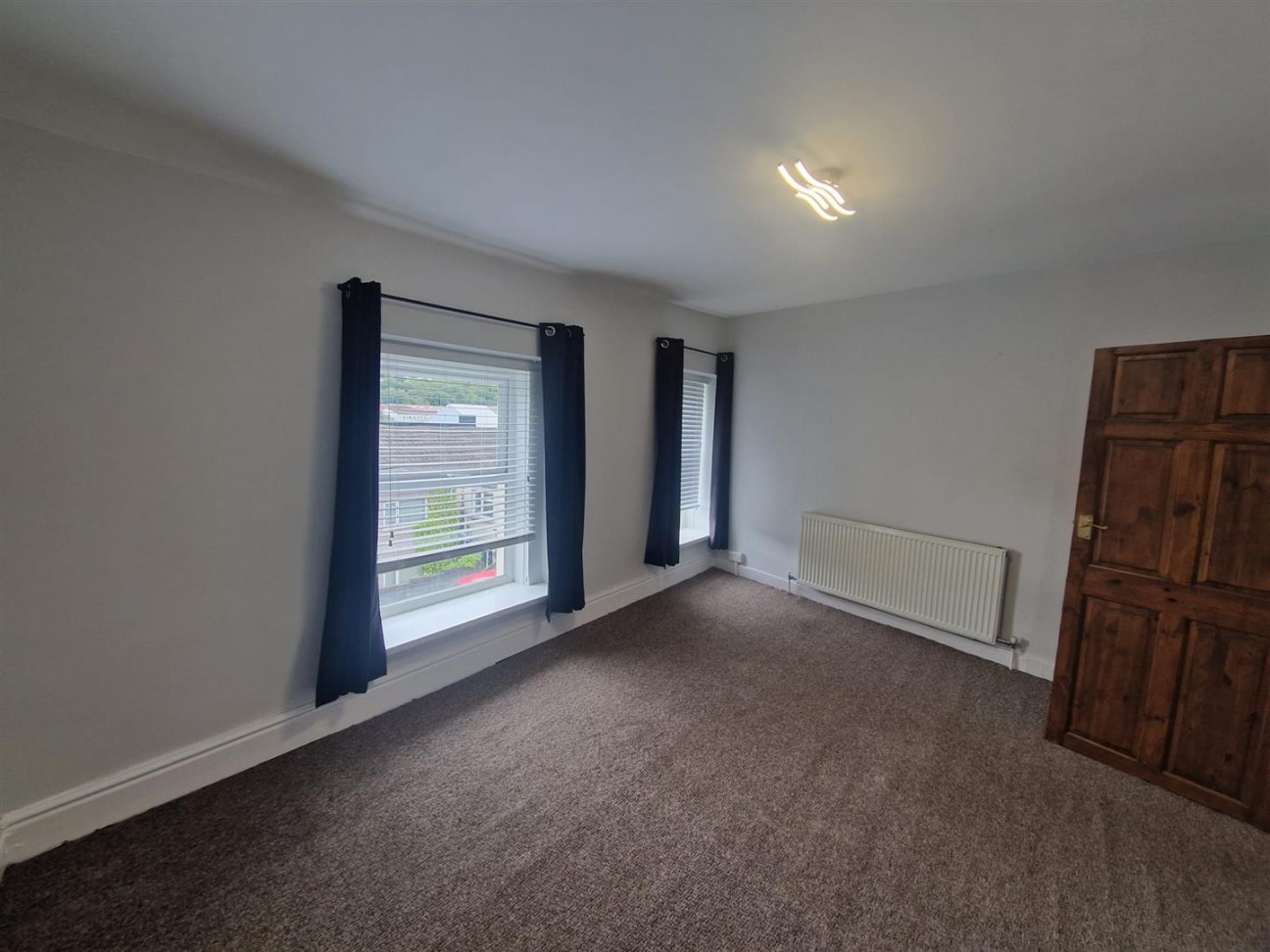 34 Middle RoadCwmbwrlaSwansea