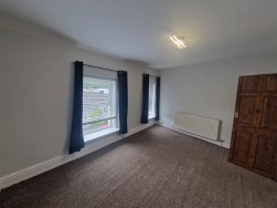34 Middle RoadCwmbwrlaSwansea