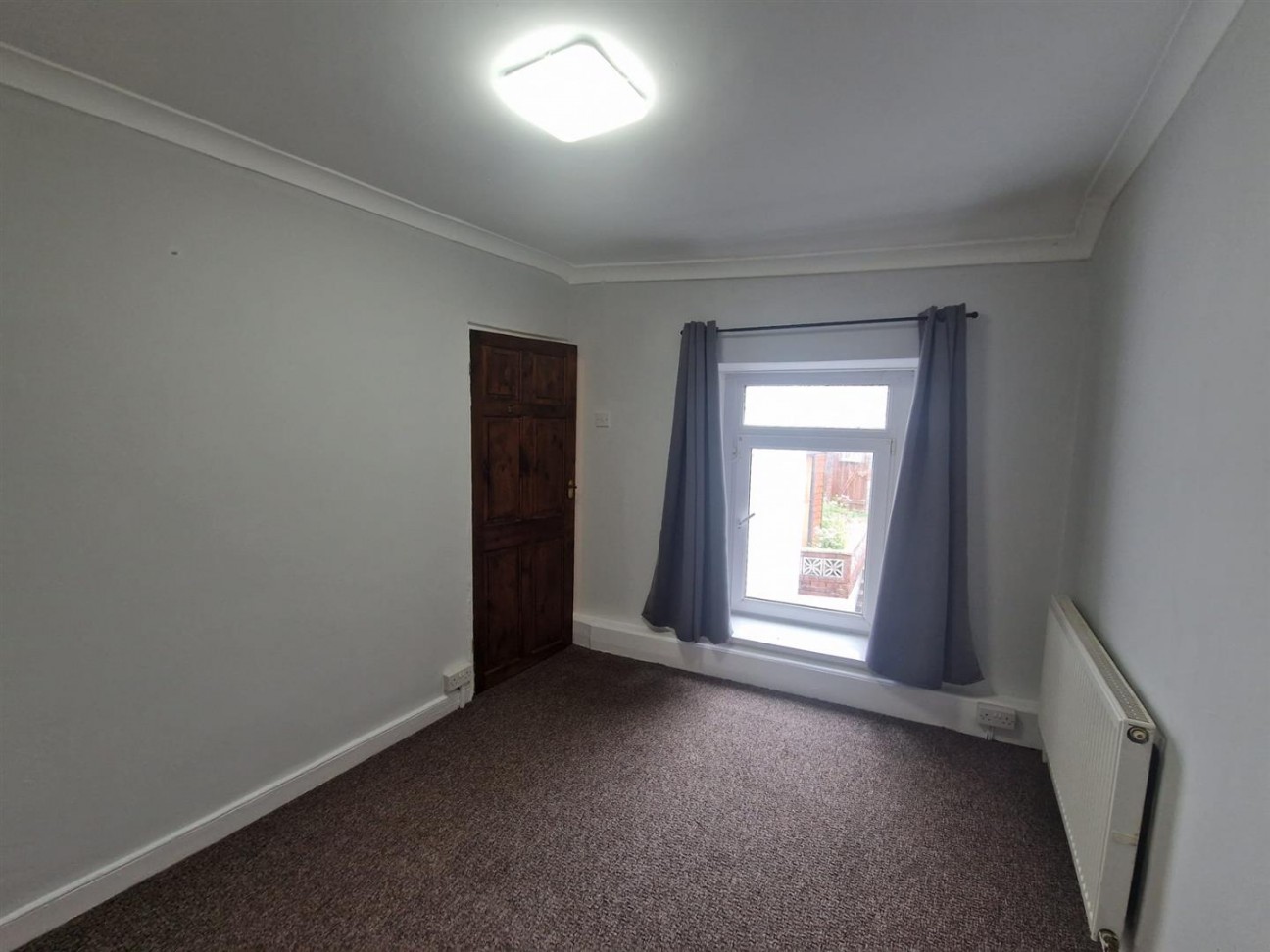 34 Middle RoadCwmbwrlaSwansea