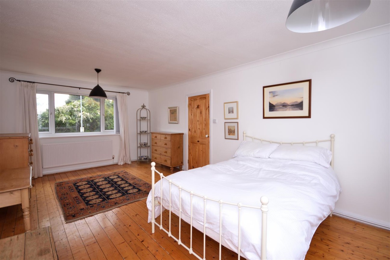 Wychwood Close, Langland, Swansea