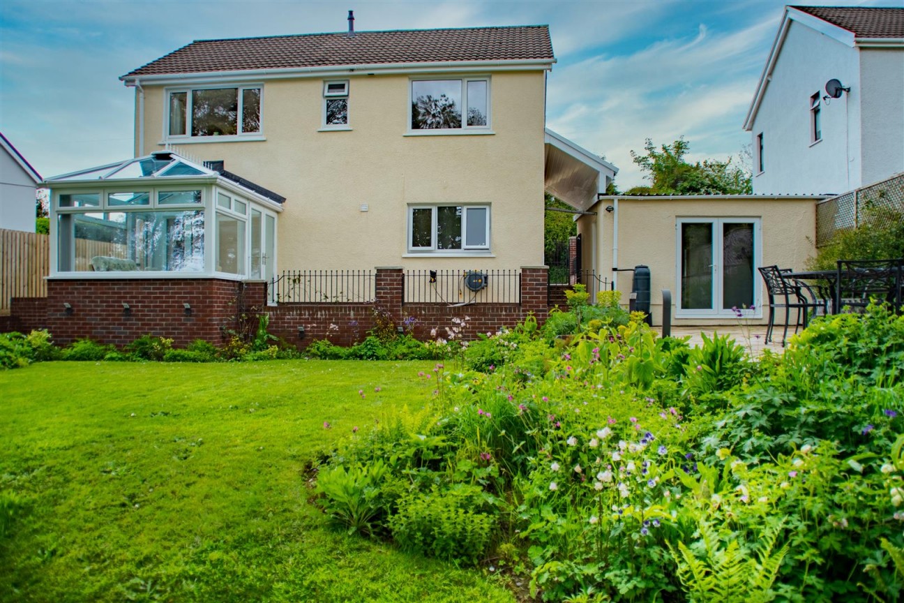 Wychwood Close, Langland, Swansea