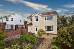 Wychwood Close, Langland, Swansea