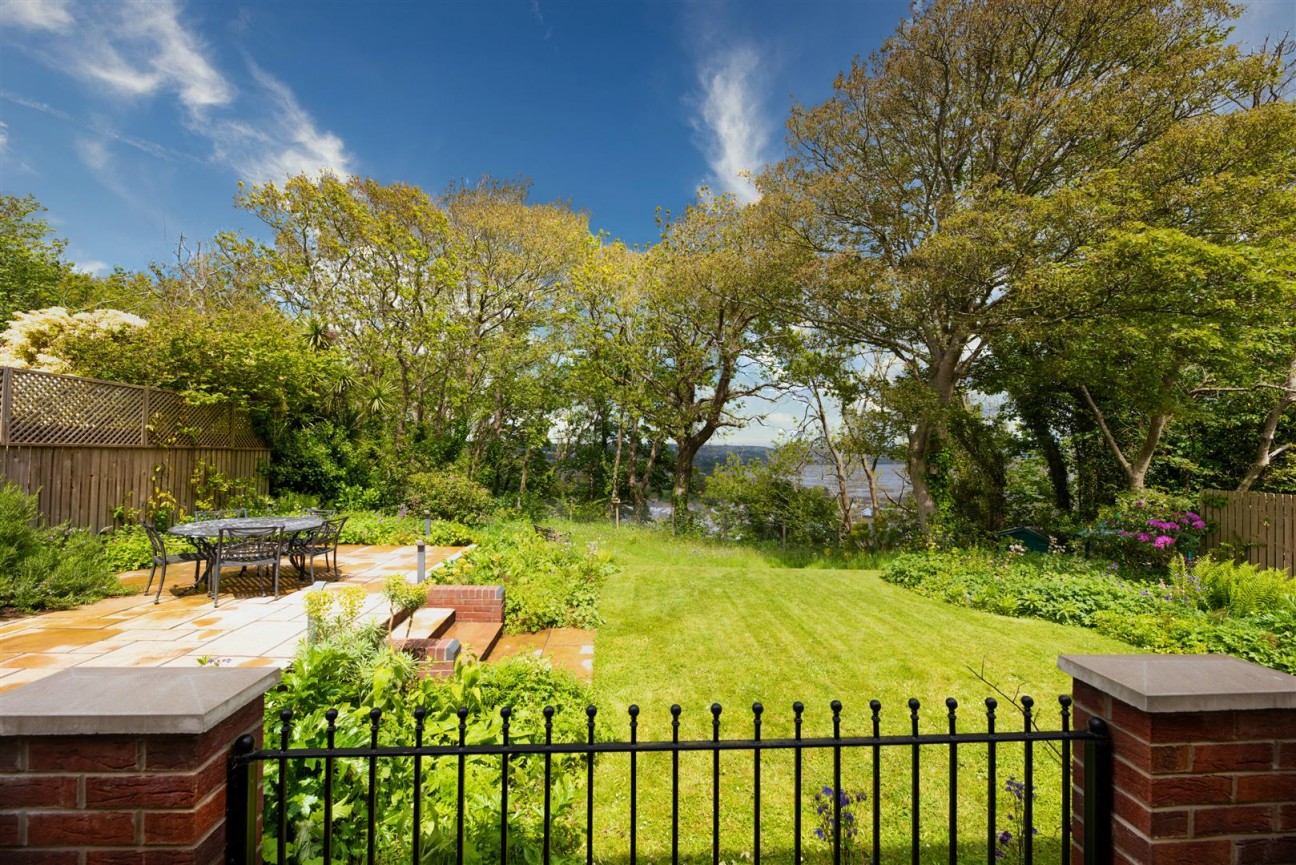 Wychwood Close, Langland, Swansea