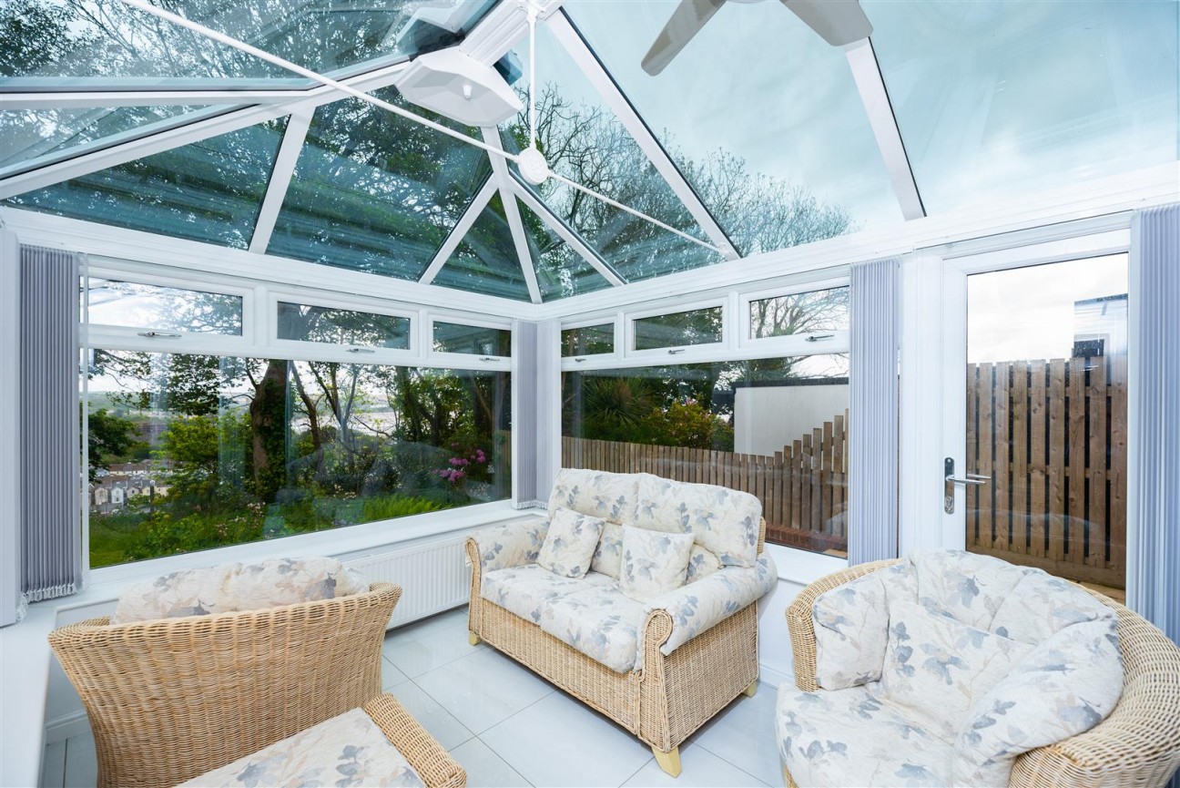 Wychwood Close, Langland, Swansea