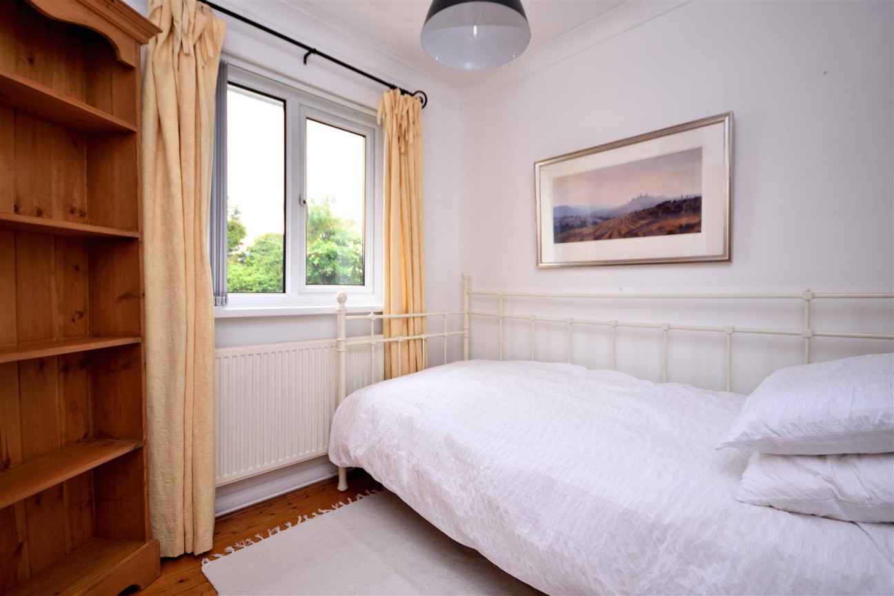 Wychwood Close, Langland, Swansea