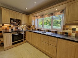 1A Sweet Briar LaneWest CrossSwansea