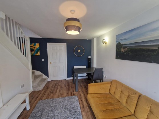 Heol Y Gwartheg, Gowerton