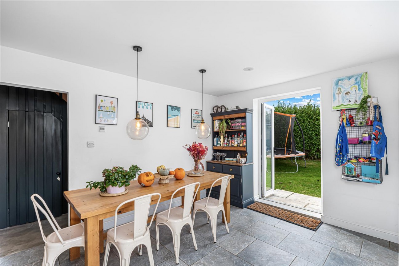 Deepslade Close, Southgate, Swansea