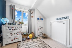 Deepslade Close, Southgate, Swansea