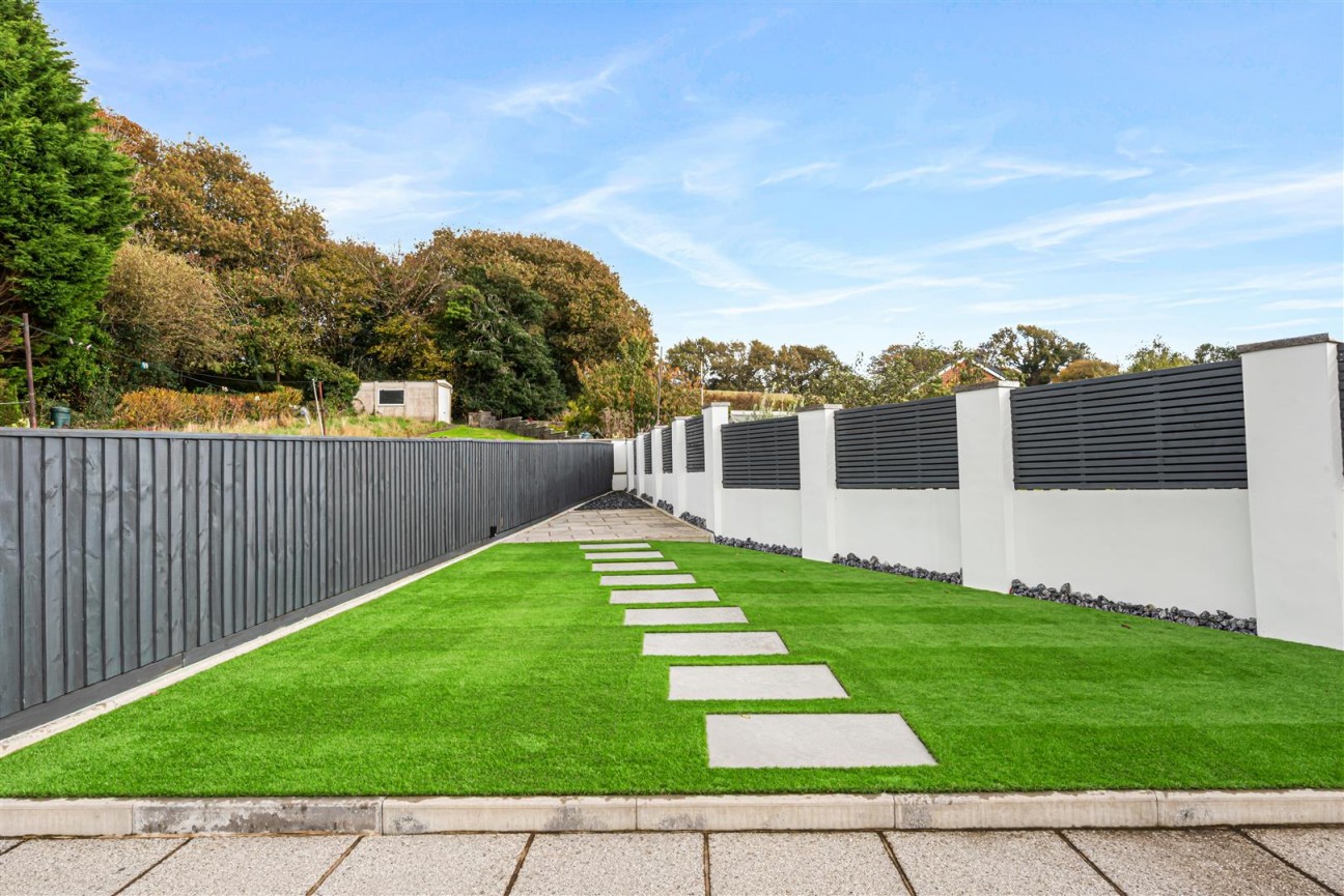 Tyn Y Bonau Road, Pontarddulais, Swansea