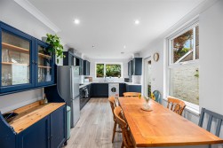 Westbourne Grove, Sketty