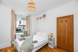 Westbourne Grove, Sketty