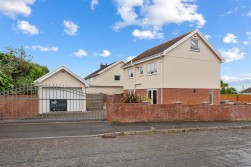 Long Shepherds Drive, Caswell, Swansea