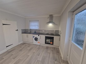 St. Margarets Avenue, Jersey Marine, Neath