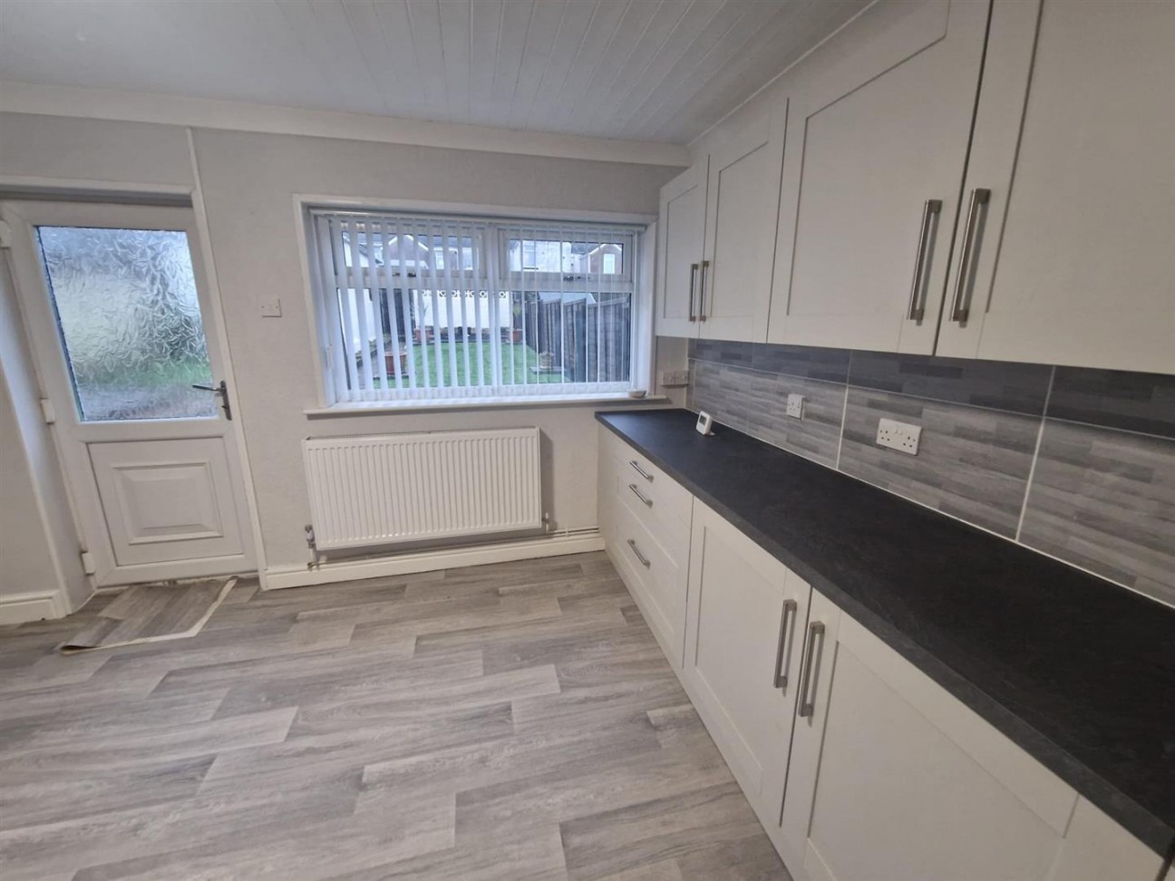 St. Margarets Avenue, Jersey Marine, Neath