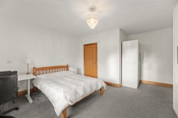 Mwrwg Road, Llangennech, Llanelli