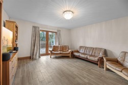 Mwrwg Road, Llangennech, Llanelli