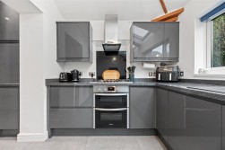 Llwynmawr Road, Sketty, Swansea