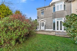 Llwynmawr Road, Sketty, Swansea