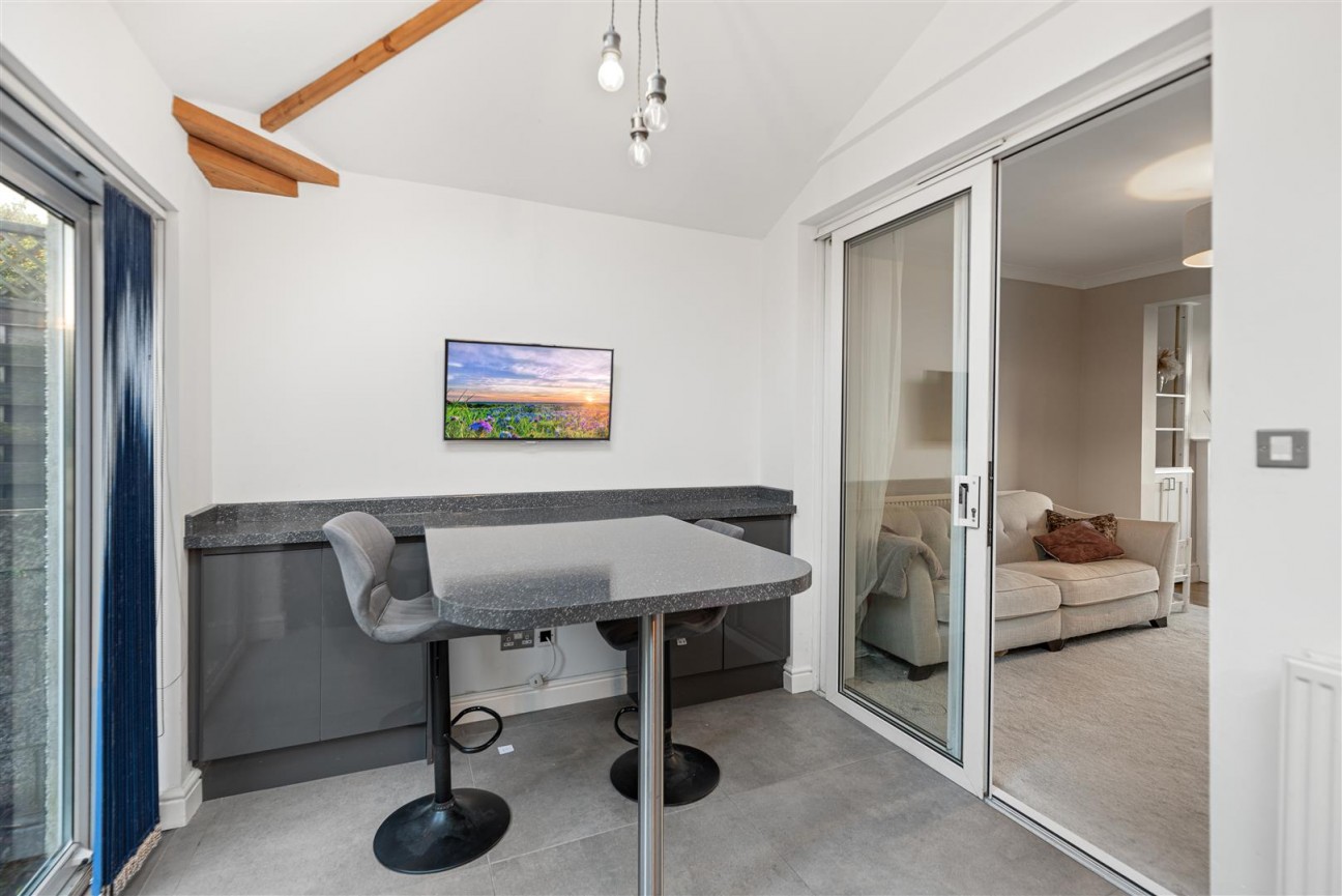 Llwynmawr Road, Sketty, Swansea