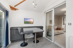 Llwynmawr Road, Sketty, Swansea