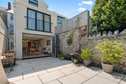 Eaton Crescent, Swansea