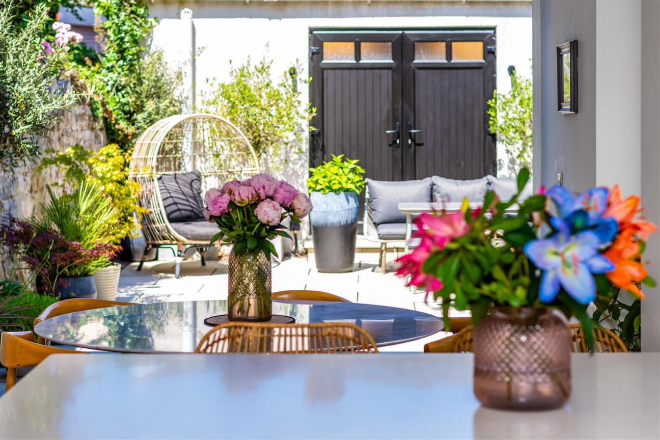 Eaton Crescent, Swansea