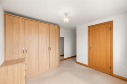 Long Shepherds Drive, Caswell, Swansea