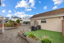 Long Shepherds Drive, Caswell, Swansea