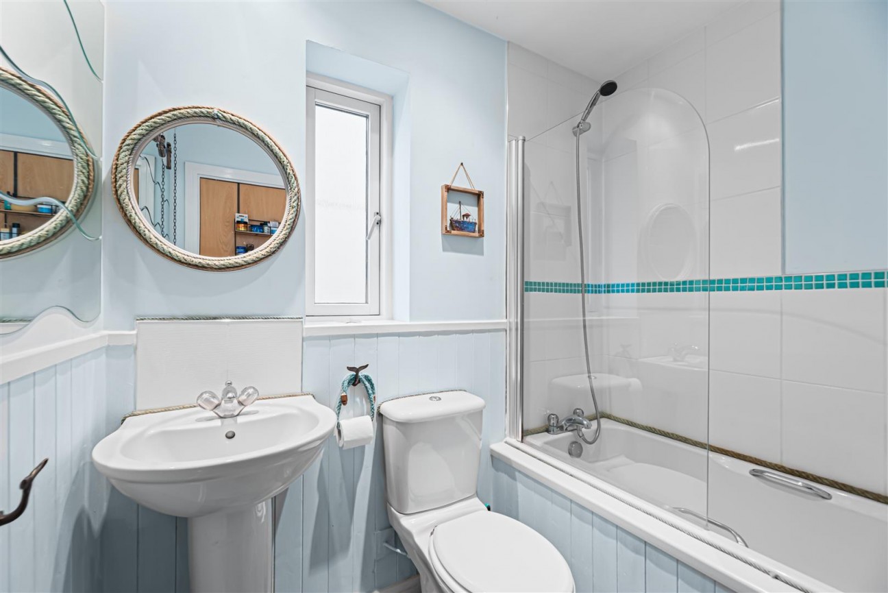 Pentre Nicklaus Village, Llanelli