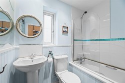 Pentre Nicklaus Village, Llanelli