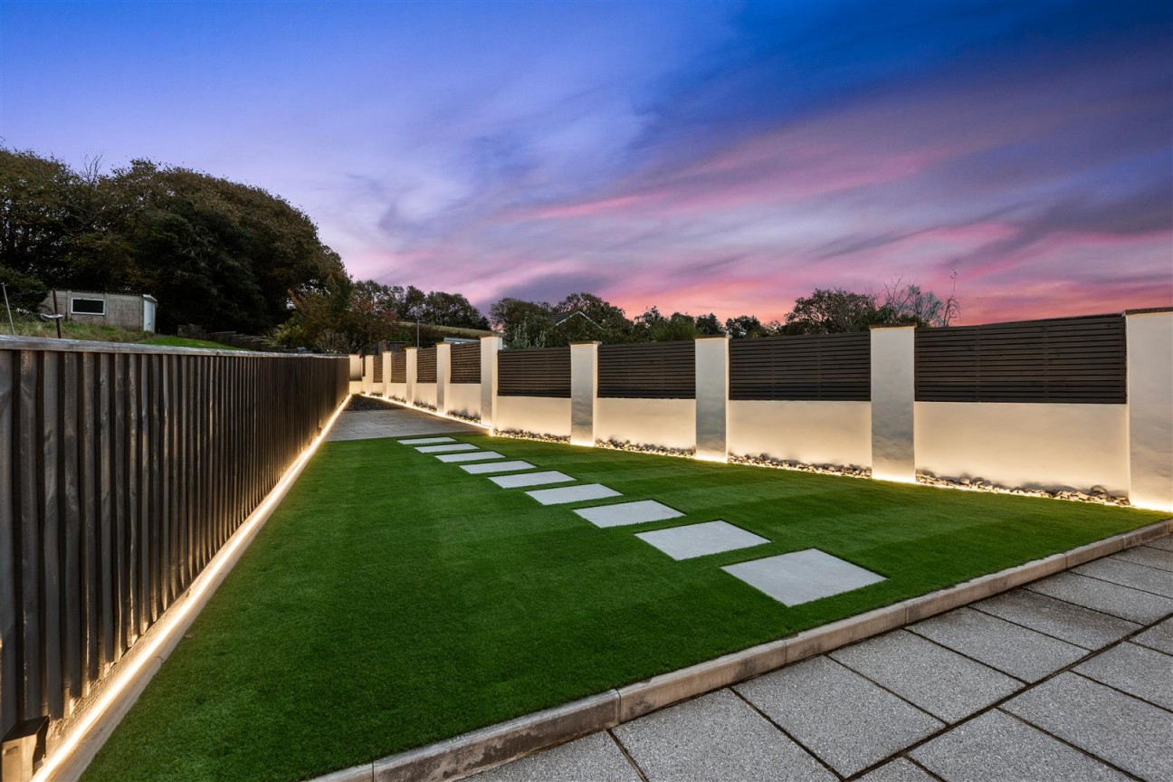 Tyn Y Bonau Road, Pontarddulais, Swansea