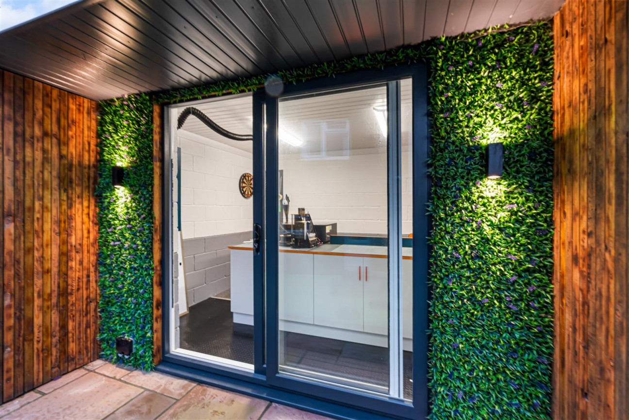 Emlyn Road, Mayhill, Swansea