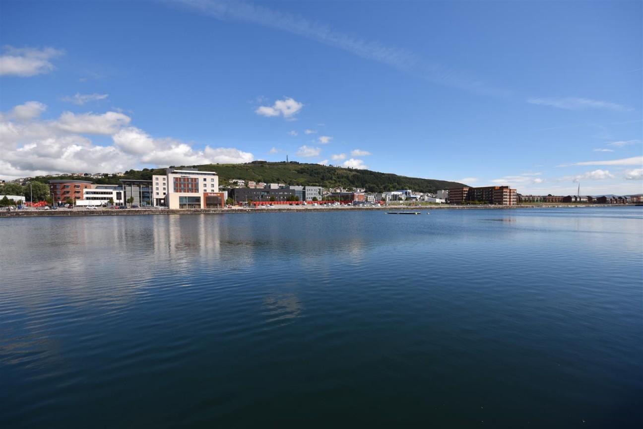 130 AltamarKings RoadMarinaSwansea