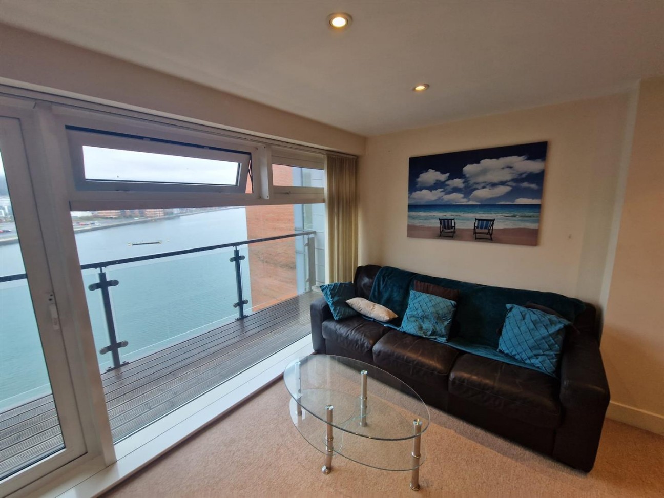 130 AltamarKings RoadMarinaSwansea