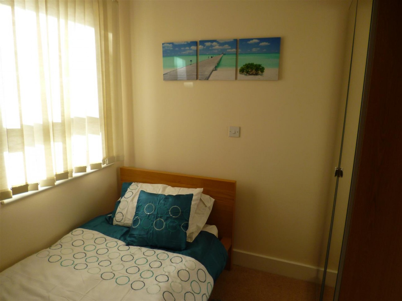 130 AltamarKings RoadMarinaSwansea