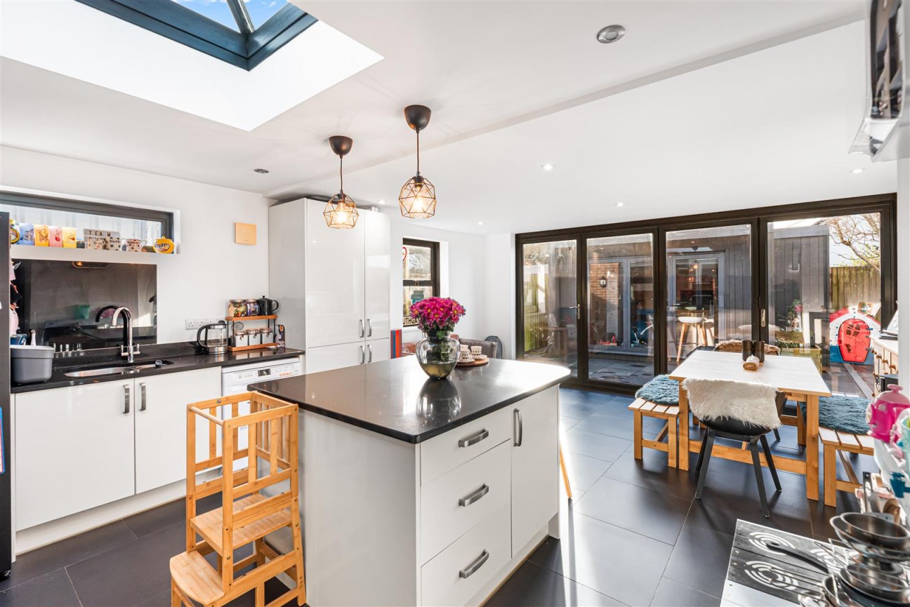 Heatherslade Road, Southgate, Swansea