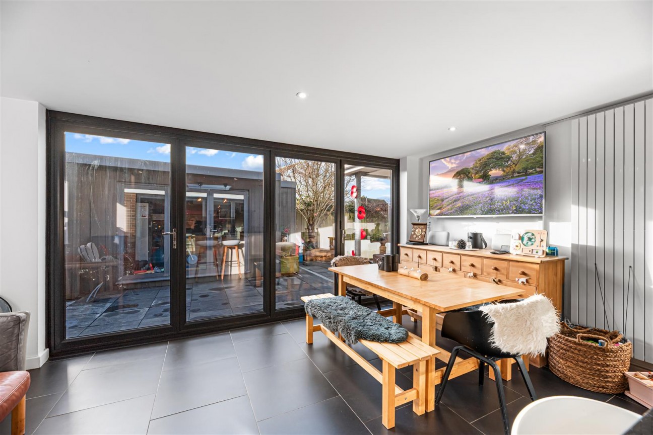 Heatherslade Road, Southgate, Swansea