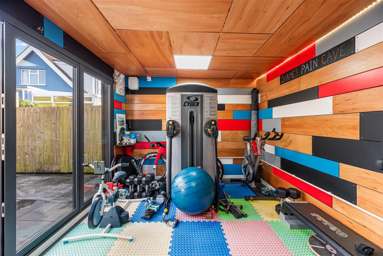 Heatherslade Road, Southgate, Swansea