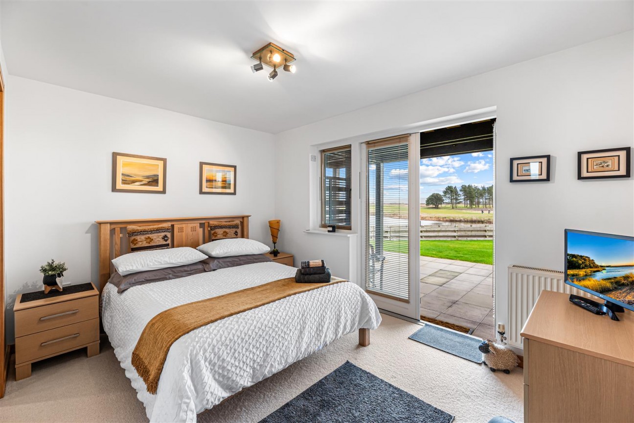 Pentre Nicklaus Village, Llanelli