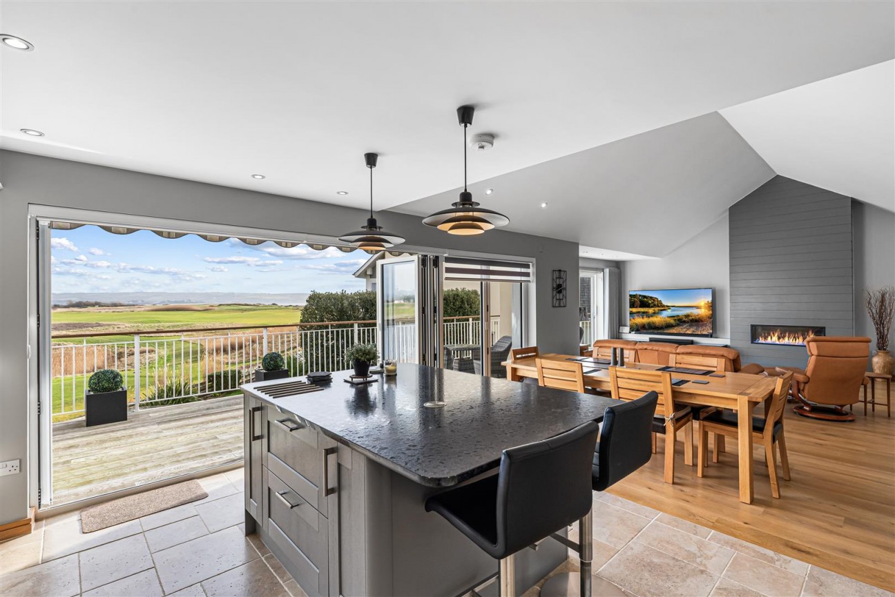 Pentre Nicklaus Village, Llanelli