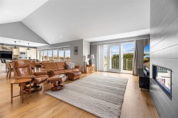 Pentre Nicklaus Village, Llanelli