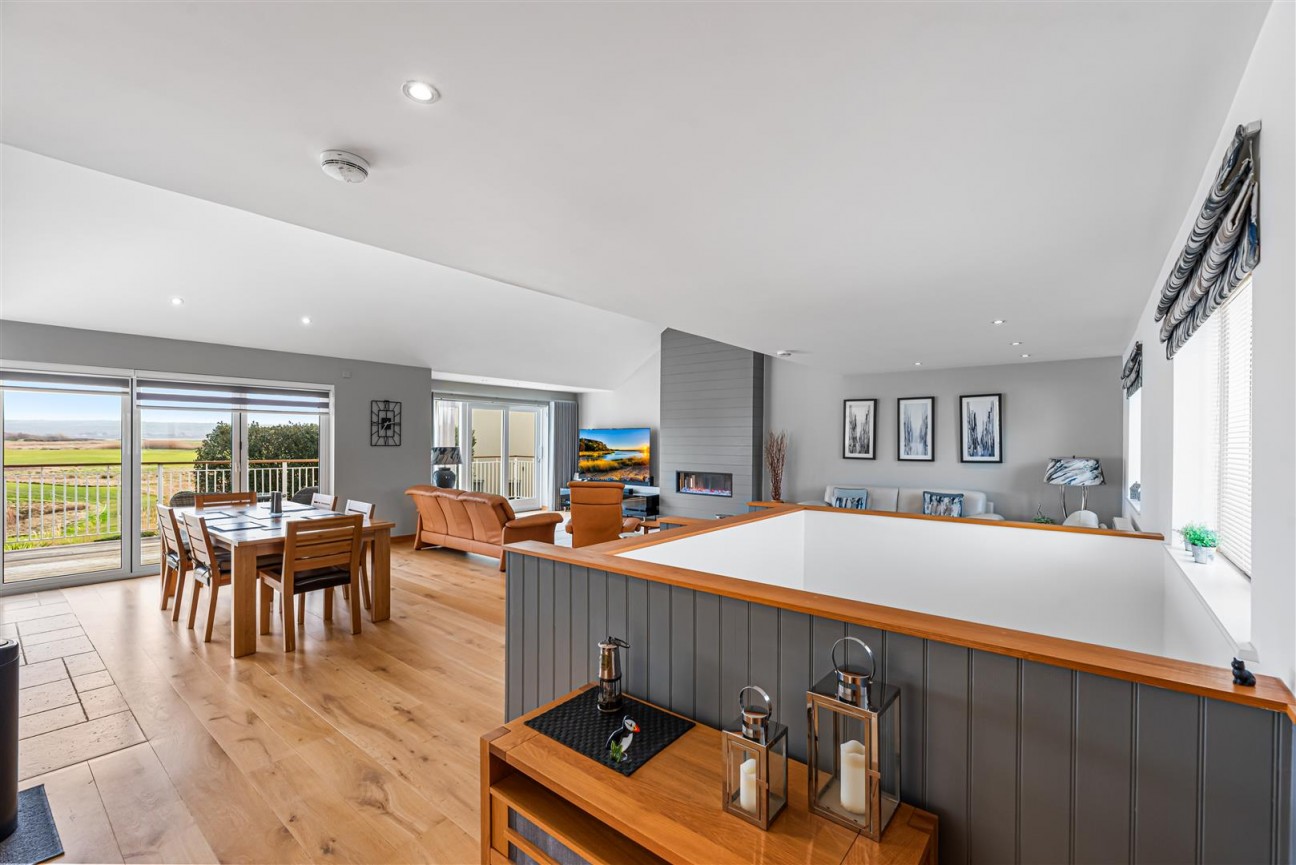 Pentre Nicklaus Village, Llanelli