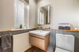 Pentre Nicklaus Village, Llanelli