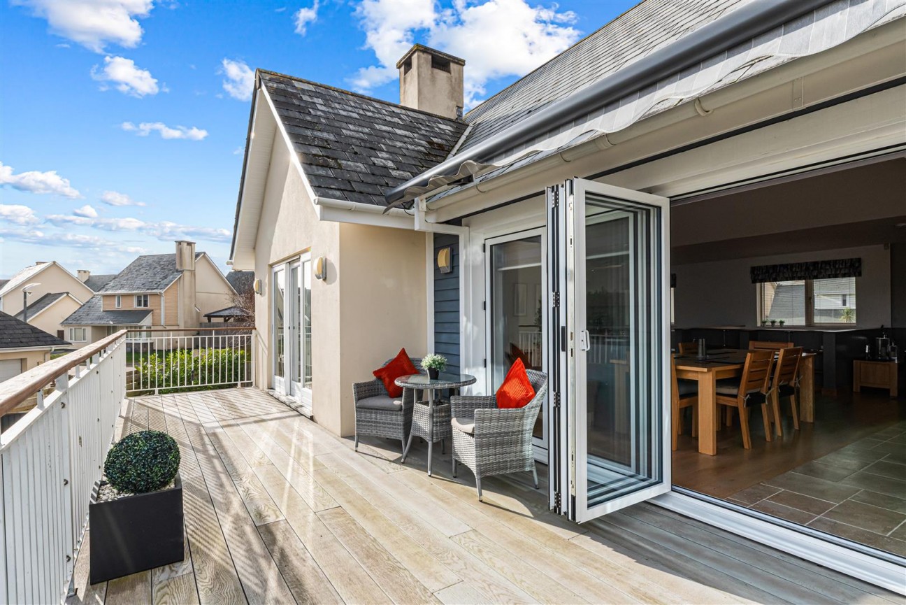 Pentre Nicklaus Village, Llanelli