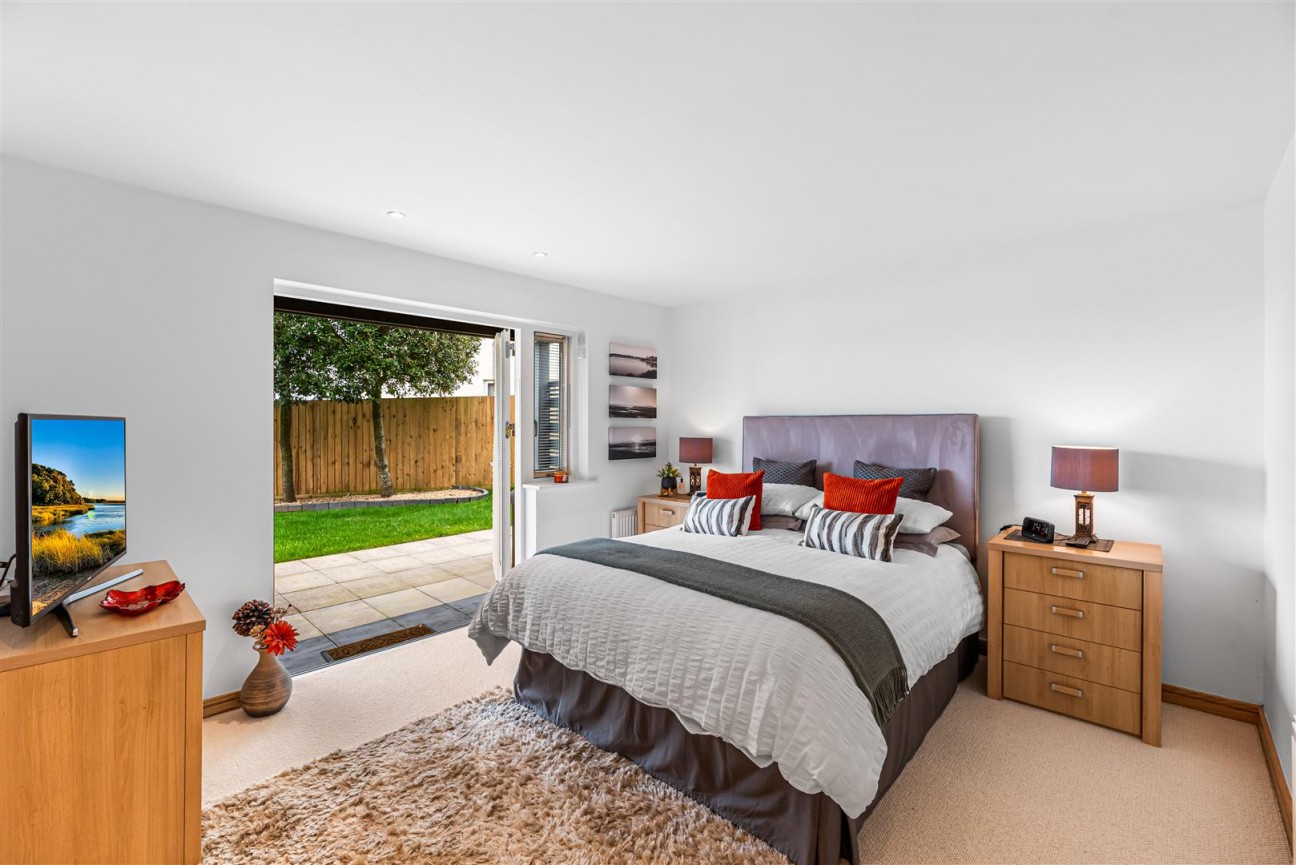 Pentre Nicklaus Village, Llanelli