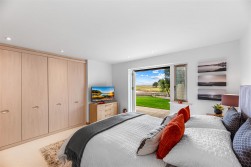 Pentre Nicklaus Village, Llanelli