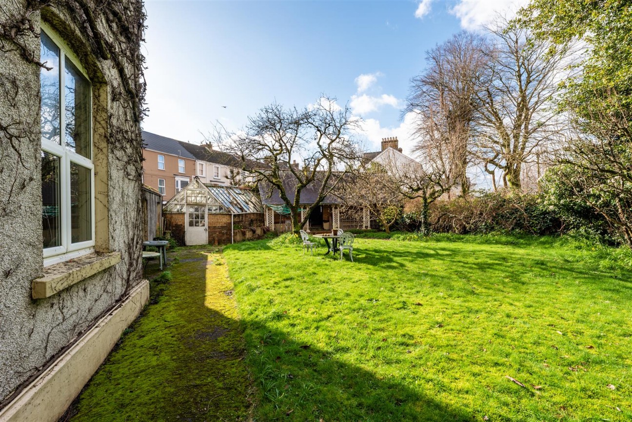 Uplands Crescent, Uplands, Swansea