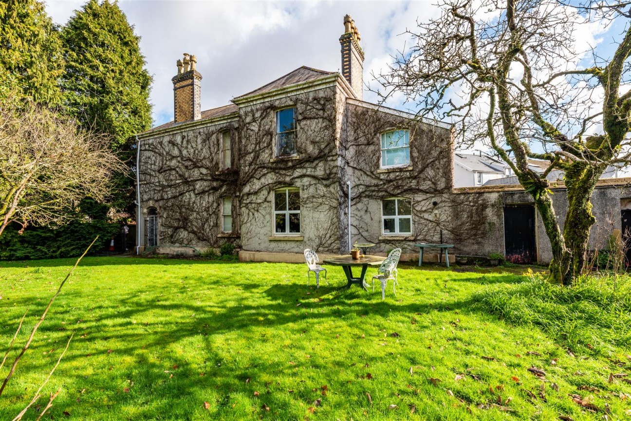 Uplands Crescent, Uplands, Swansea