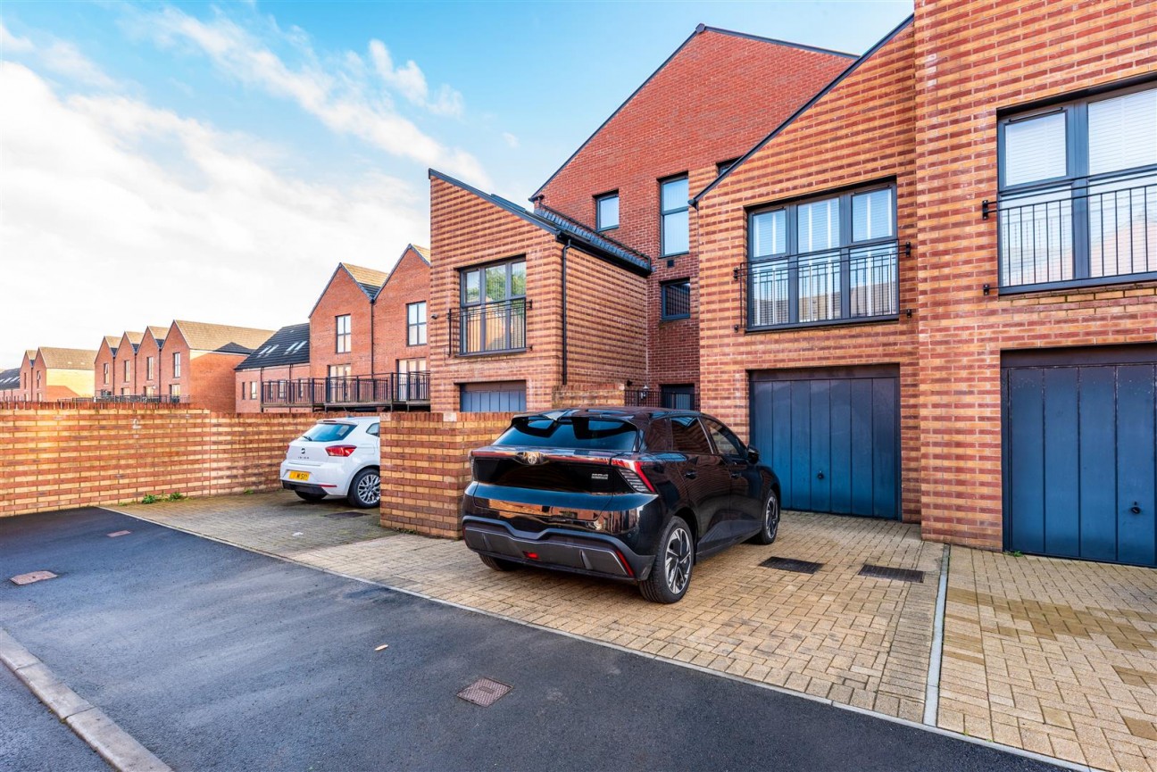 Langdon rd, Marina, Swansea